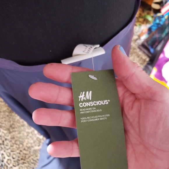 H&M CONSCIOUS HIGH LOW LONG TRAIN WRAP SKIRT NWT - Picture 5 of 8